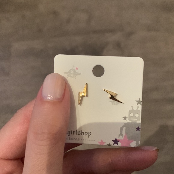 Brand new dainty gold thunderbolt studs - Picture 3 of 4